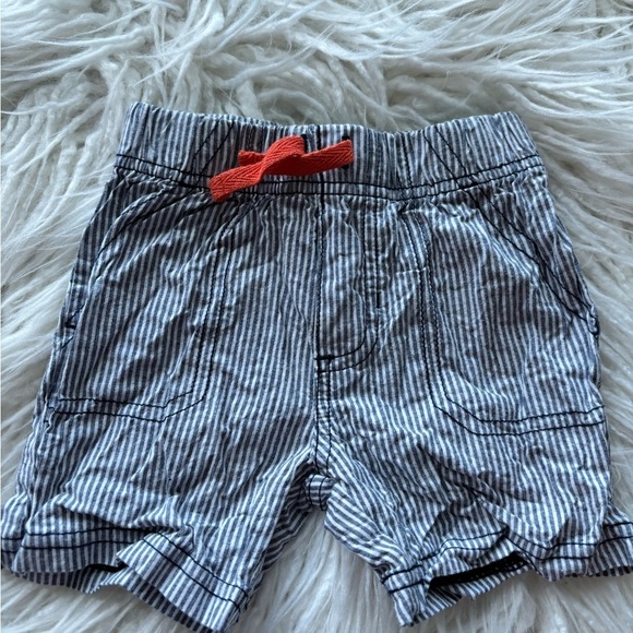 💛10/$13-  18 month Shorts - Picture 1 of 2